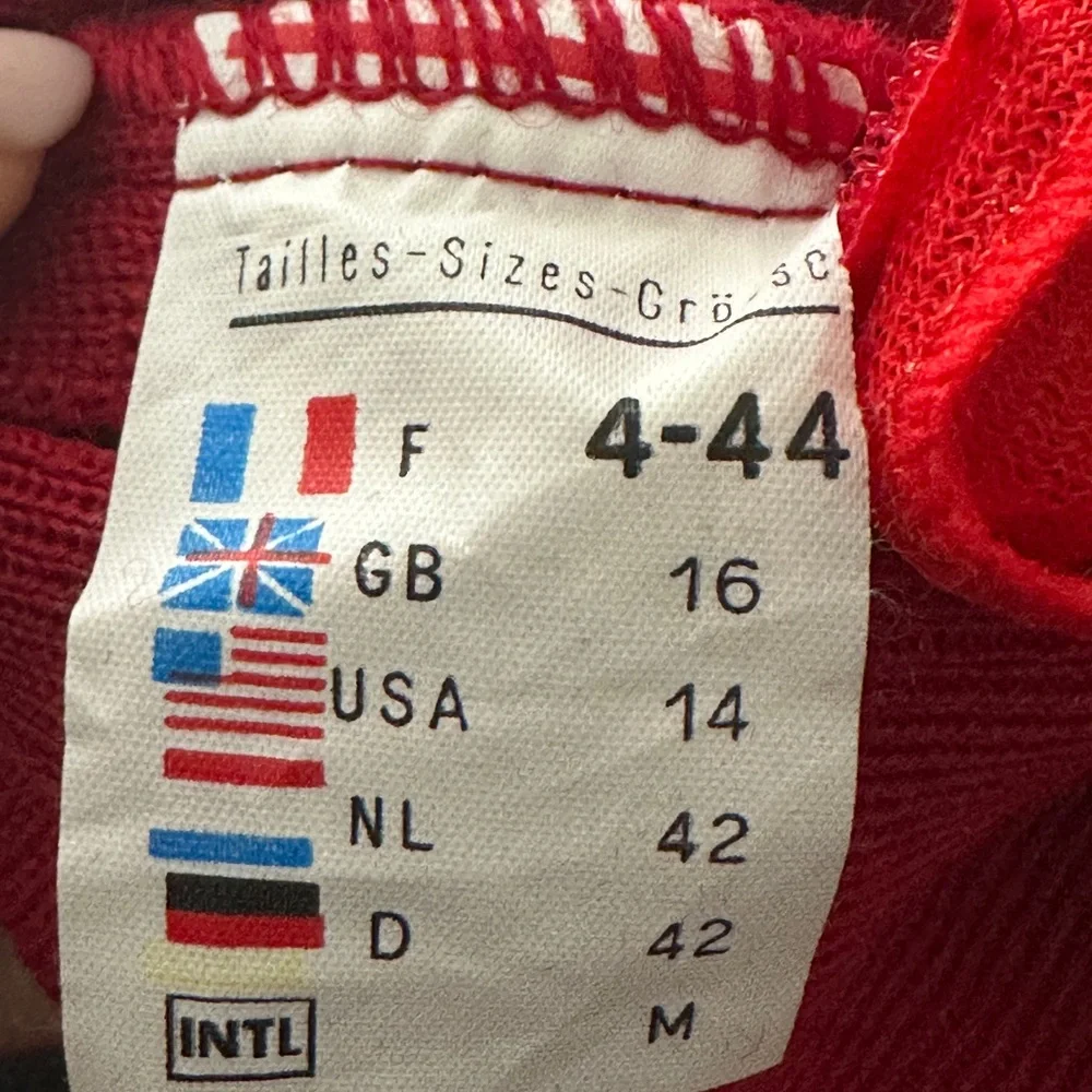 Pure wool Saint James Red Knit with Gold Button - Picture 10 of 10